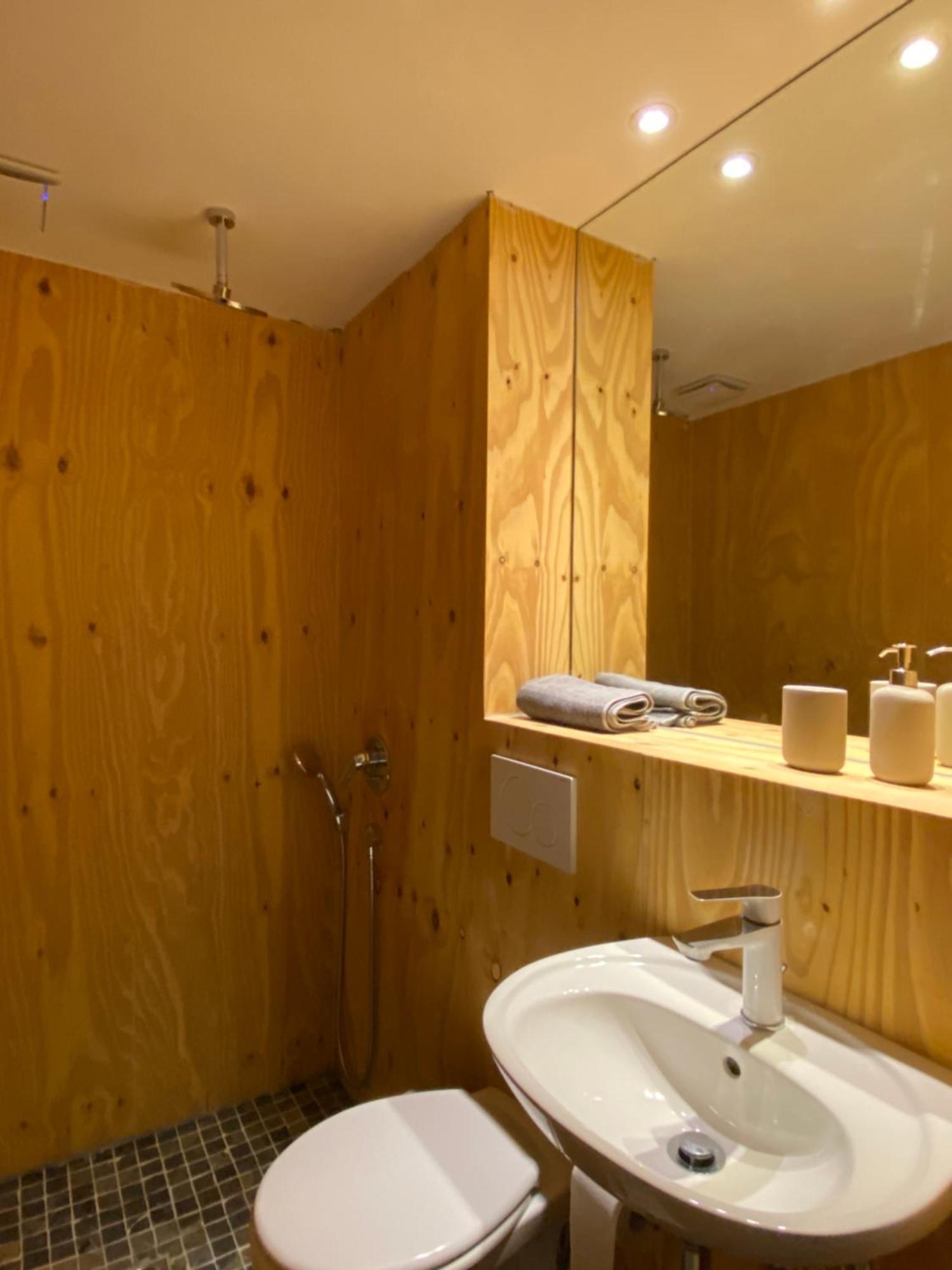 W&G Hotel كولونيا المظهر الخارجي الصورة
